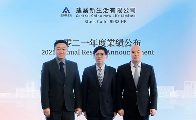 ce7780b6-8b6b-42d3-934a-f8be99db0021.jpg
